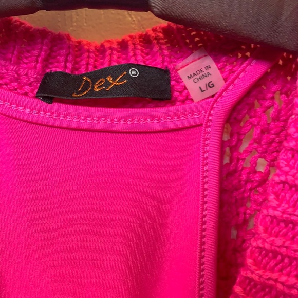 Pink sleeveless knit top w/tank top. Large. NWOT - Picture 1 of 8